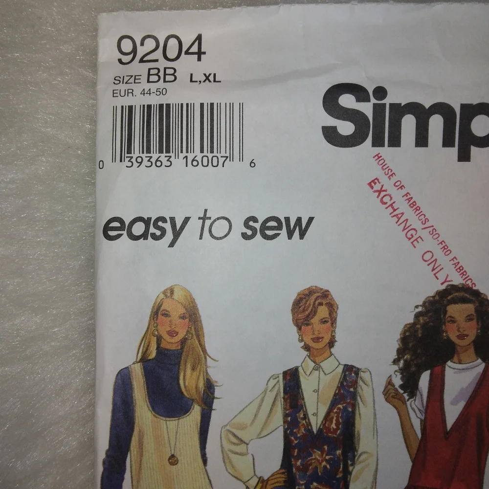 Simplicity 9204 Sz L-XL Misses jumper w/scoop or V neckline in two lengths